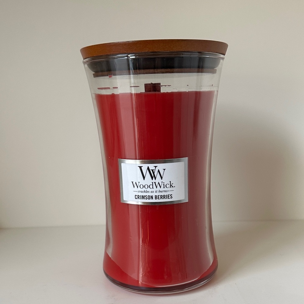 WoodWick Crimson Red Candle with Wooden Lid